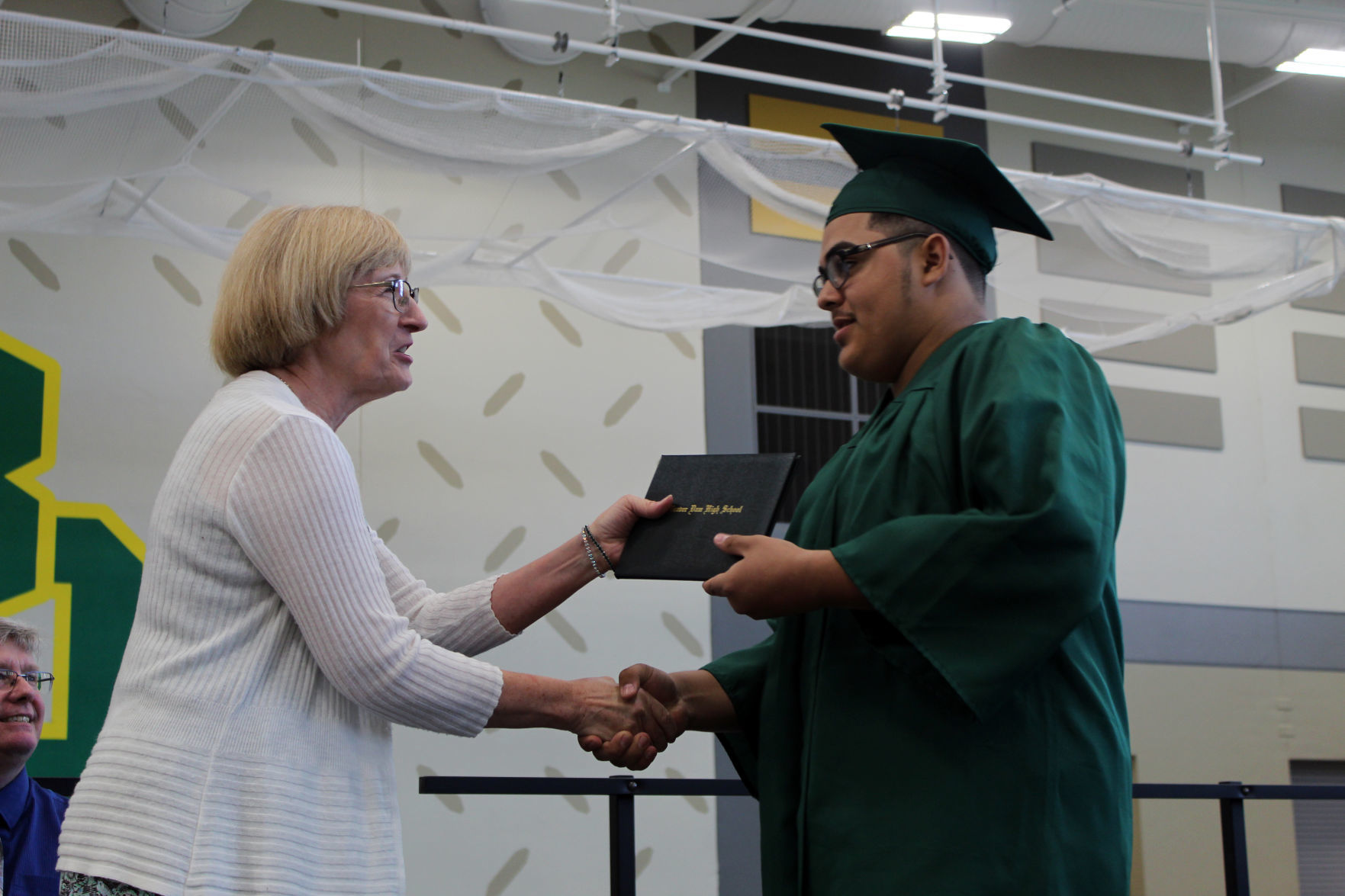060219-ctzn-news-bd-grad124.jpg
